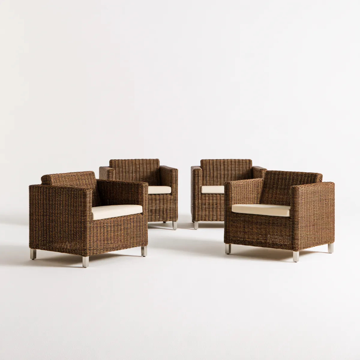 Outdoor Patio Armchair Set of 4, 75 x 70 x 75 cm Brown PE Rattan Chairs with Cream Polyester Cushions
